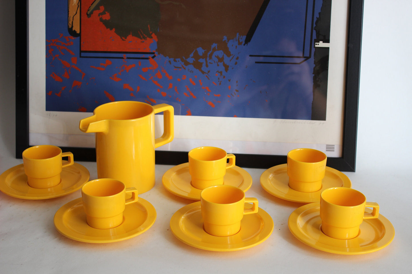 PORXELANE set of melamine coffee cups, saucers, and a matching pitcher. Efmen Spain, 1970s.