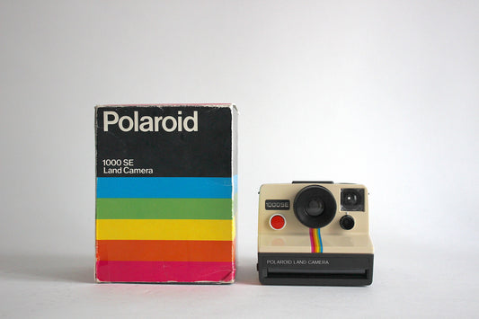Polaroid 1000SE Land Camera special edition 1976 - orange button - Includes original box
