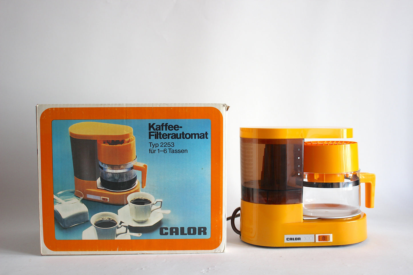 Rare 1970s Calor 2253 Coffee Maker - Vintage French Elegance in Orange
