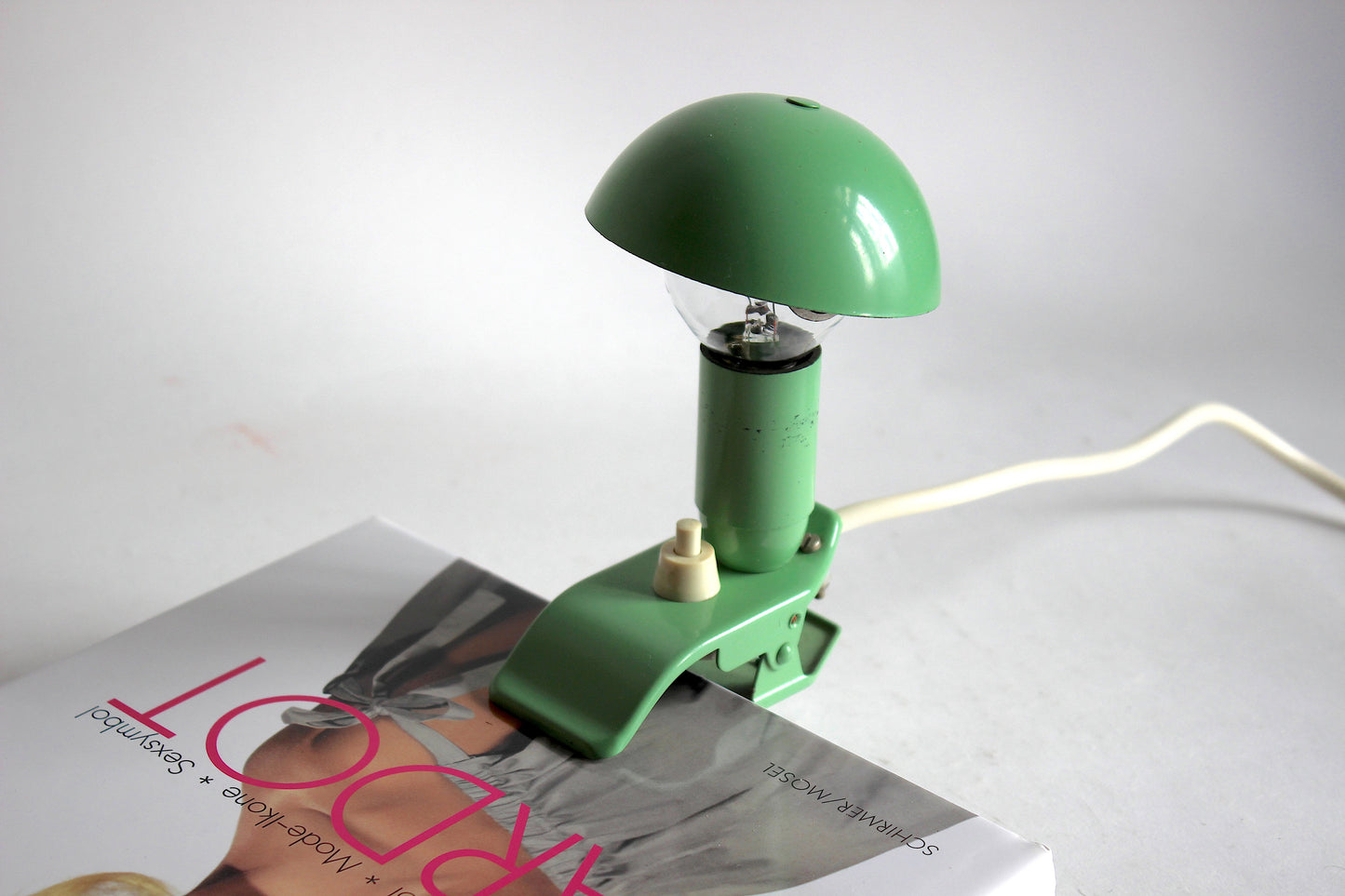 ELUX Mushroom mini green clamp lamp 50s. Mid-Century design, Bauhaus