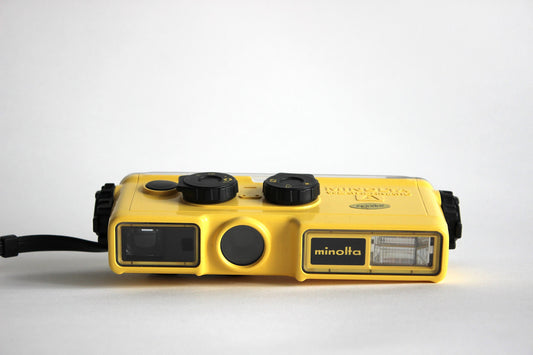 Minolta Weathermatic-A. Japan 1980s.