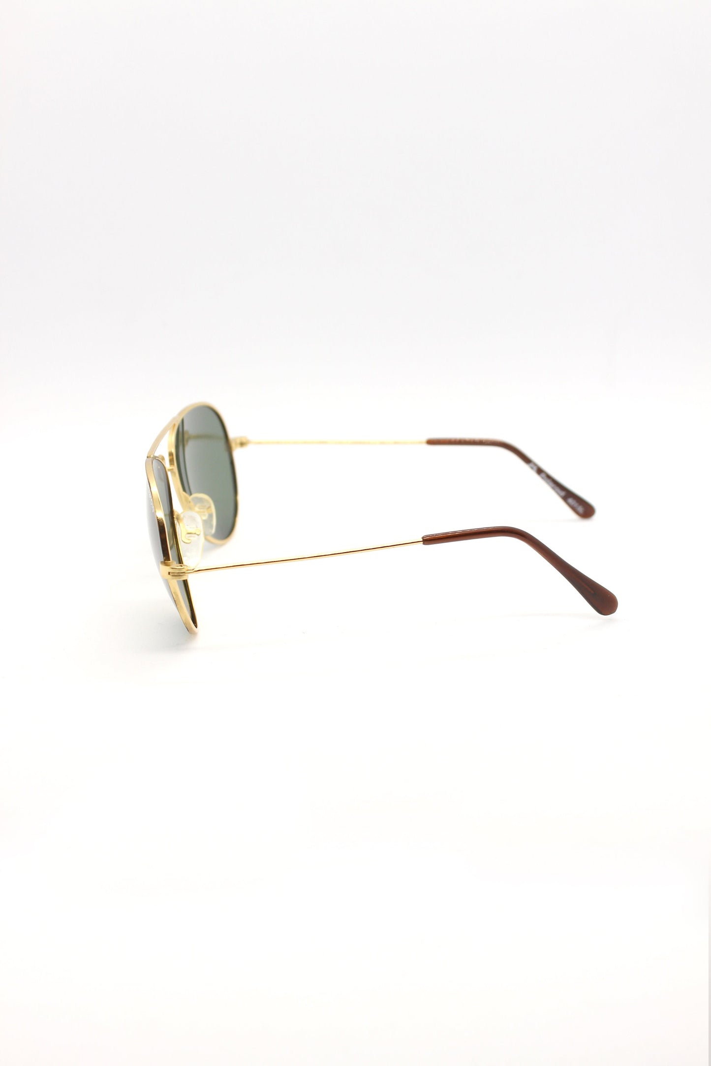 POLAROID 90s Gold Metal aviator Vintage New Old Stock sunglasses. Never worn