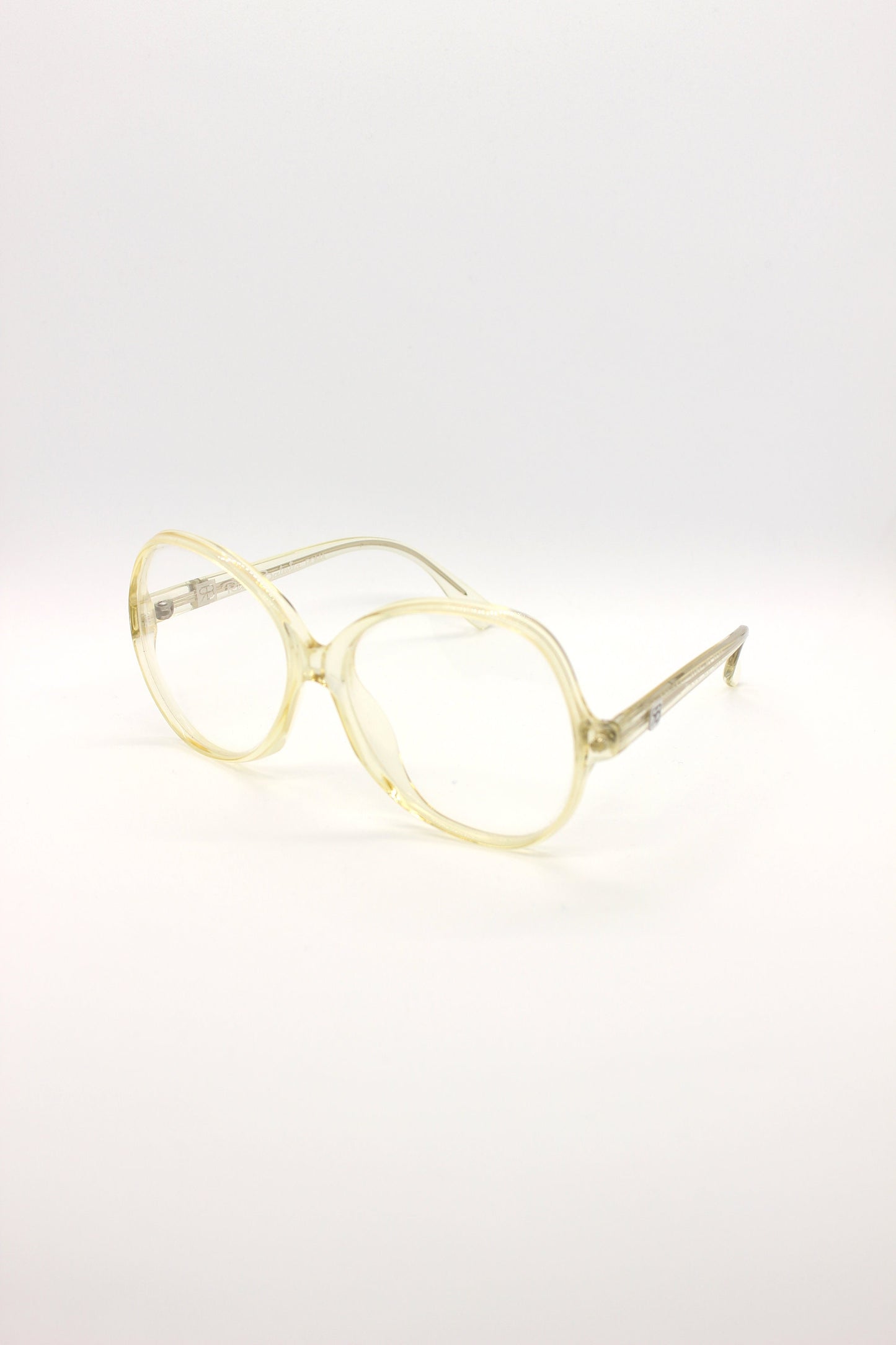 RENATO BALESTRA NOS Vintage New old stock eyeglasses frames. Mod. 06-001