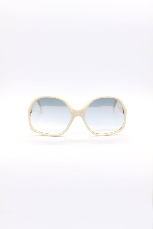 WHITE VINTAGE SUNGLASSES never worn. White frame with blue gradient lenses
