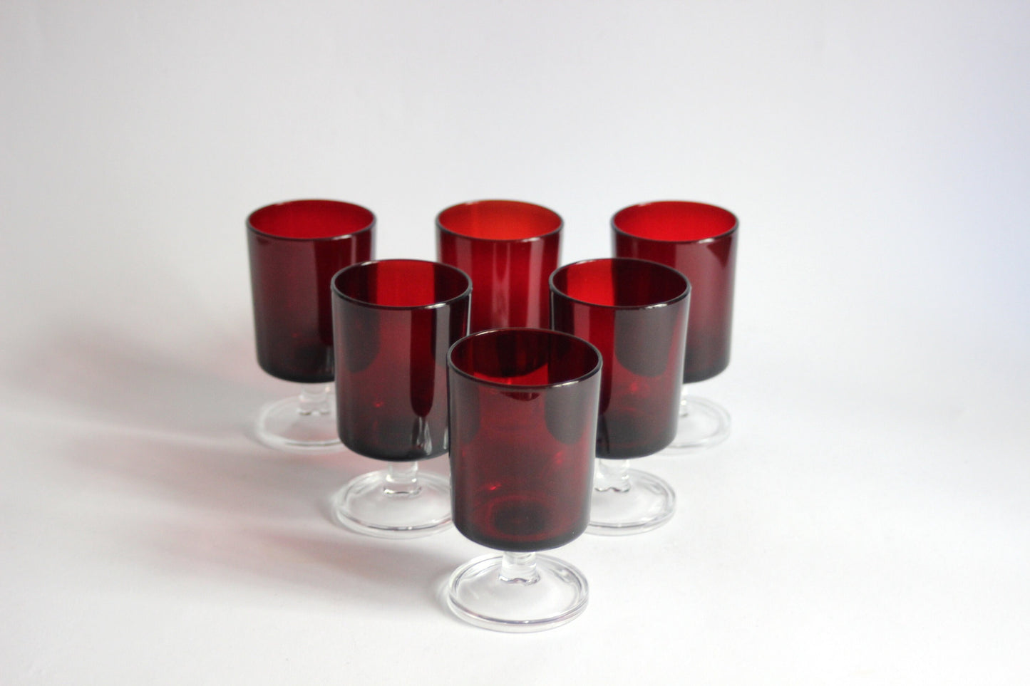 Set of 6 LUMINARC "Ruby Red cavalier" wine glasses. France 1970s