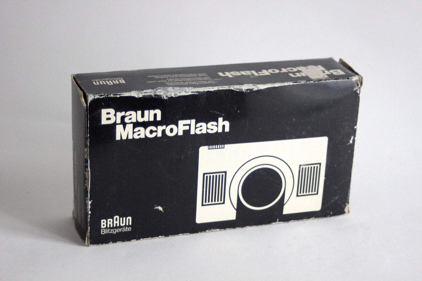 BRAUN Macro Flash with Ø 58 mm filter. Japan 1982