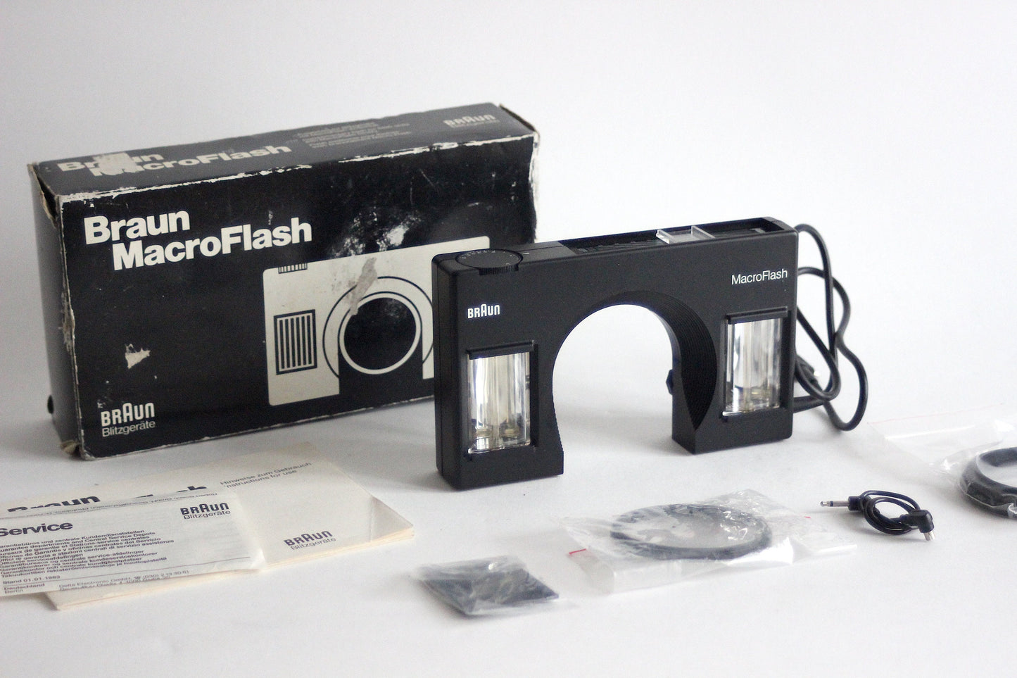 BRAUN Macro Flash with Ø 58 mm filter. Japan 1982