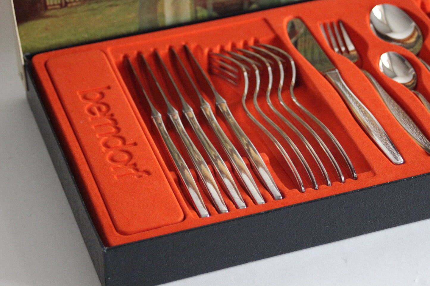 BERNDORF cutlery flatware set model "Flamenco". 30 pieces silver plated 90/30. Austria 1970s.